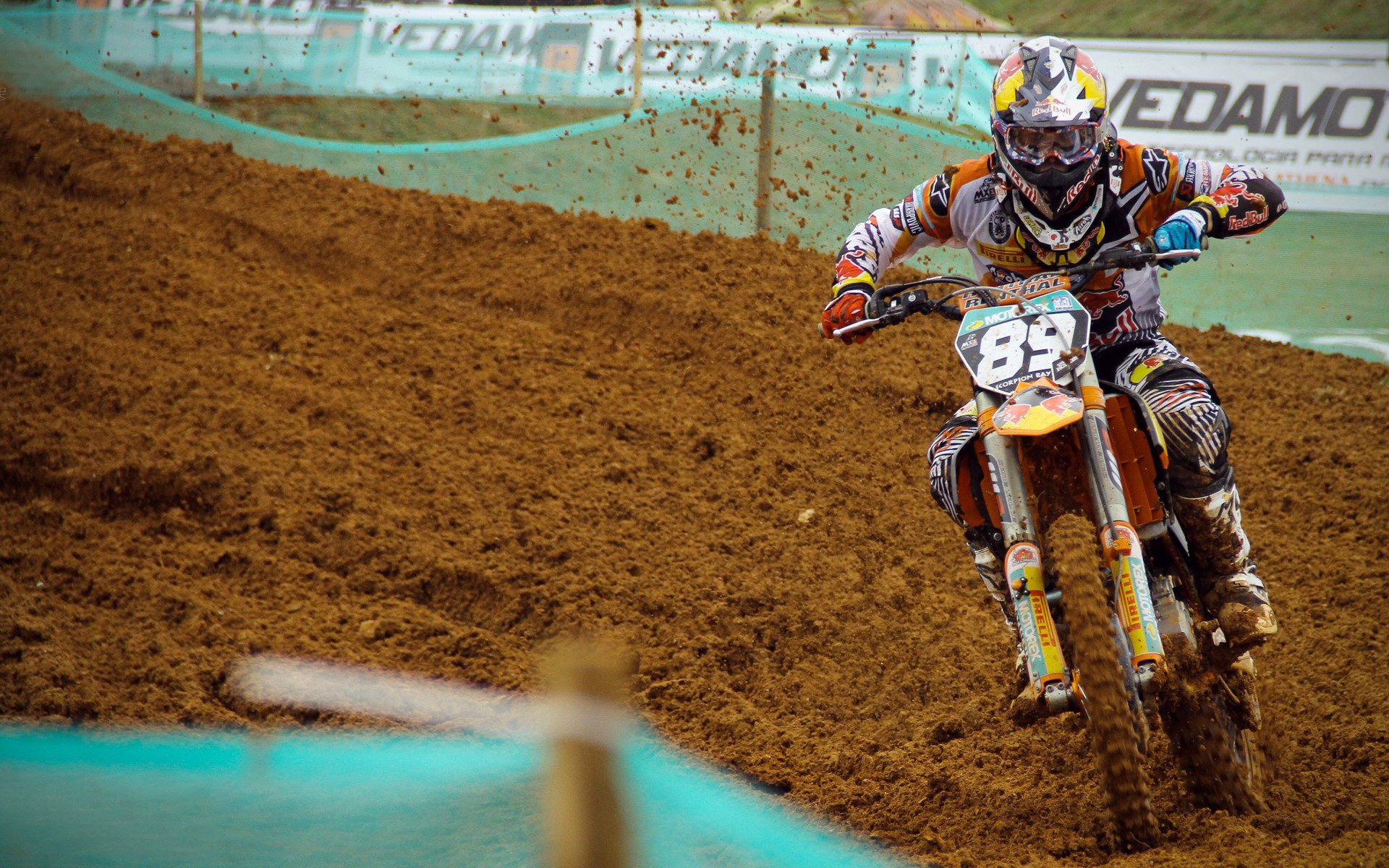 足球场上的地理奇迹，伊拉克打穿秘鲁，迪亚斯成为关键先生