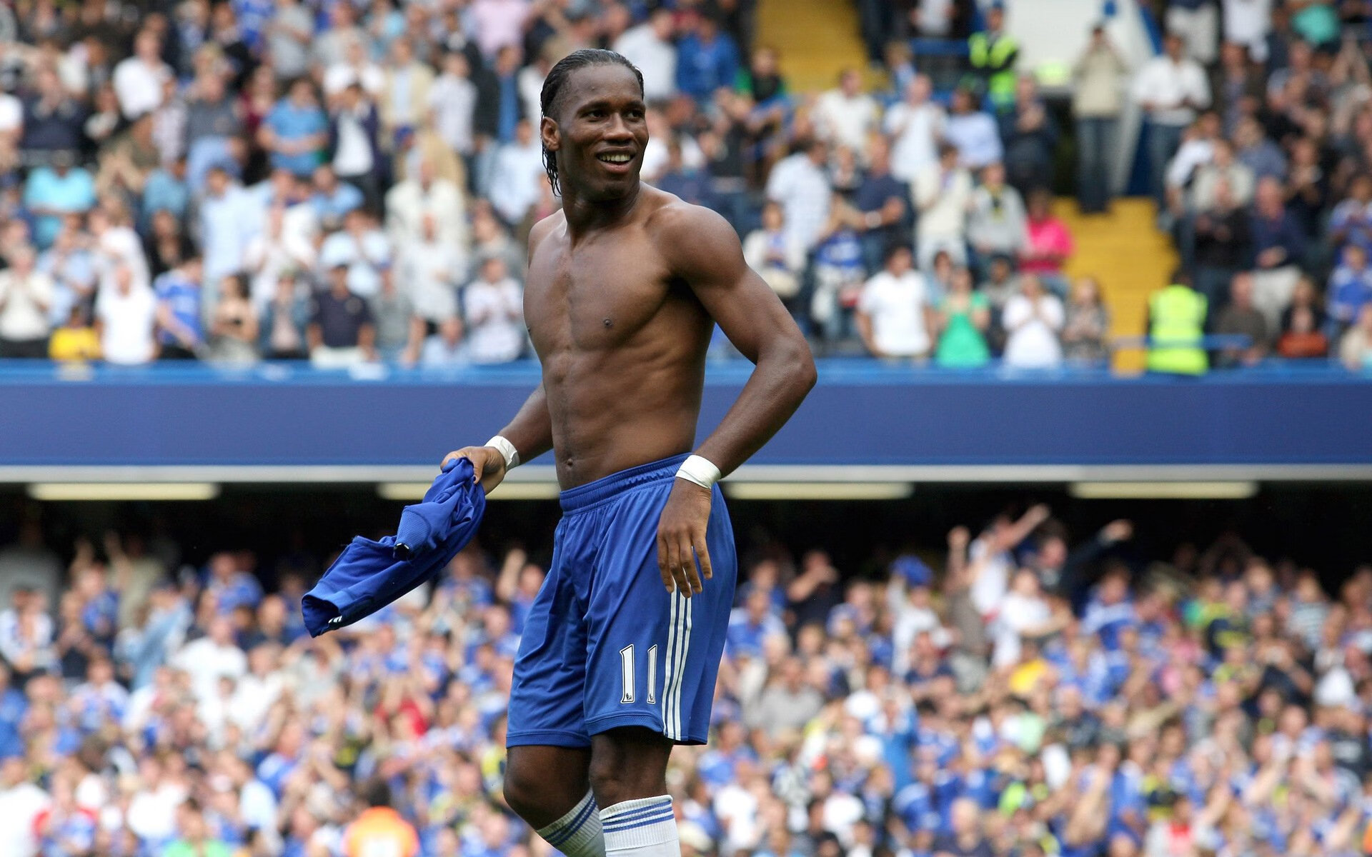 巴斯托尼爆发，从玻利维亚高原到绿茵场，一场跨越时空的击溃