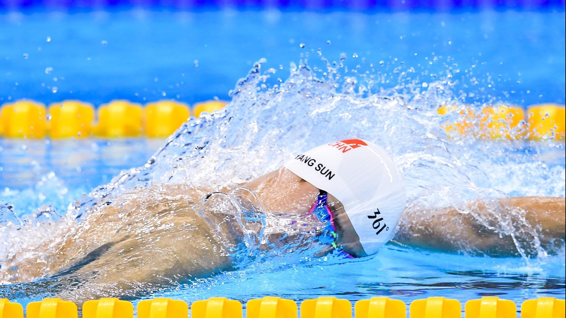 西甲国家德比之夜，利拉德高光表现，当足球与篮球的星光交汇